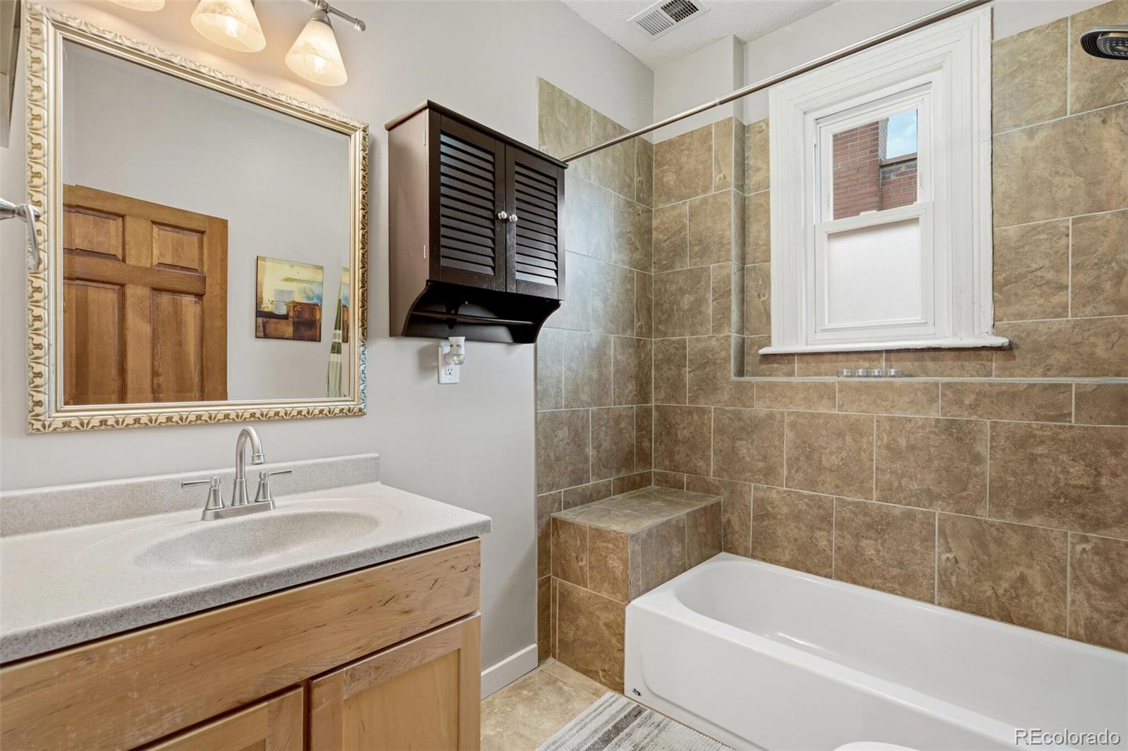 MLS Image #19 for 933 e 23rd street,denver, Colorado