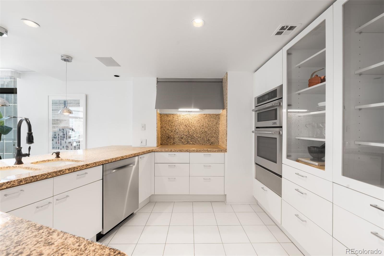 MLS Image #12 for 1777  larimer street 710,denver, Colorado