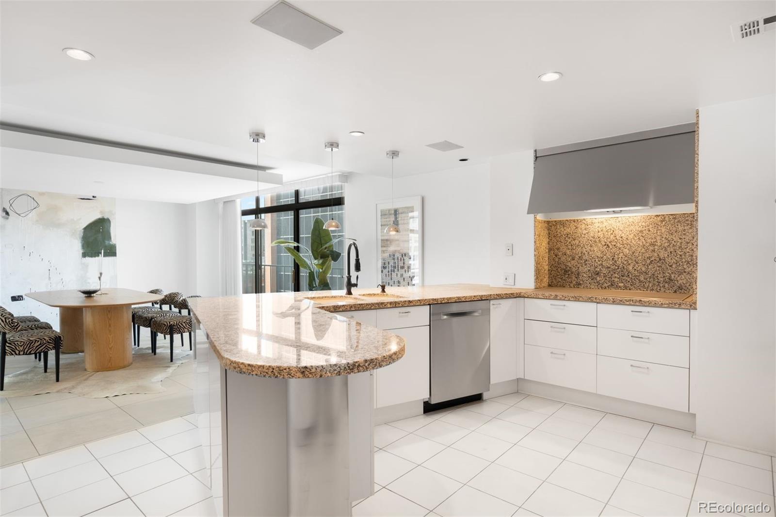 MLS Image #13 for 1777  larimer street 710,denver, Colorado