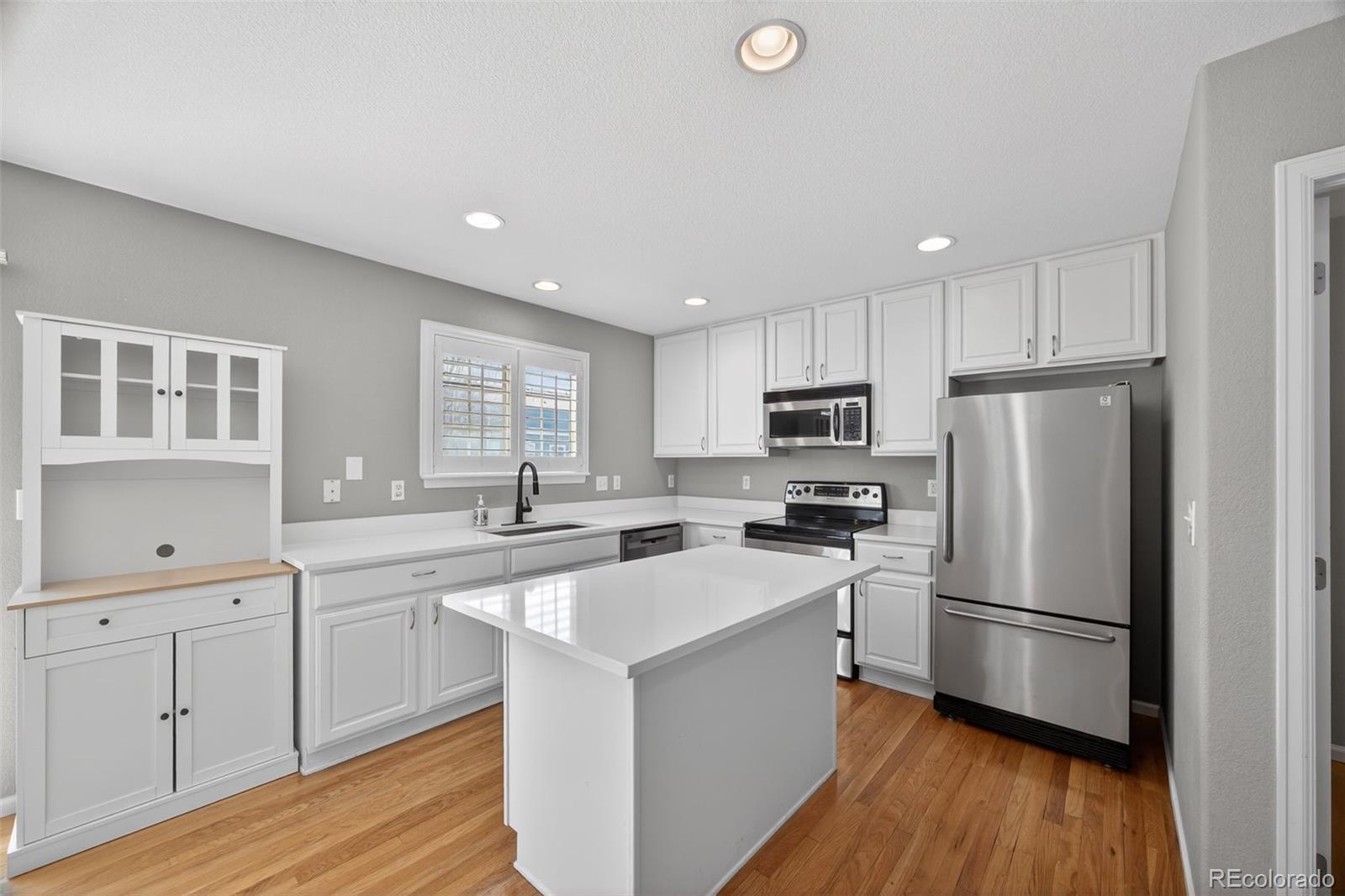 MLS Image #15 for 16486 e phillips place,englewood, Colorado