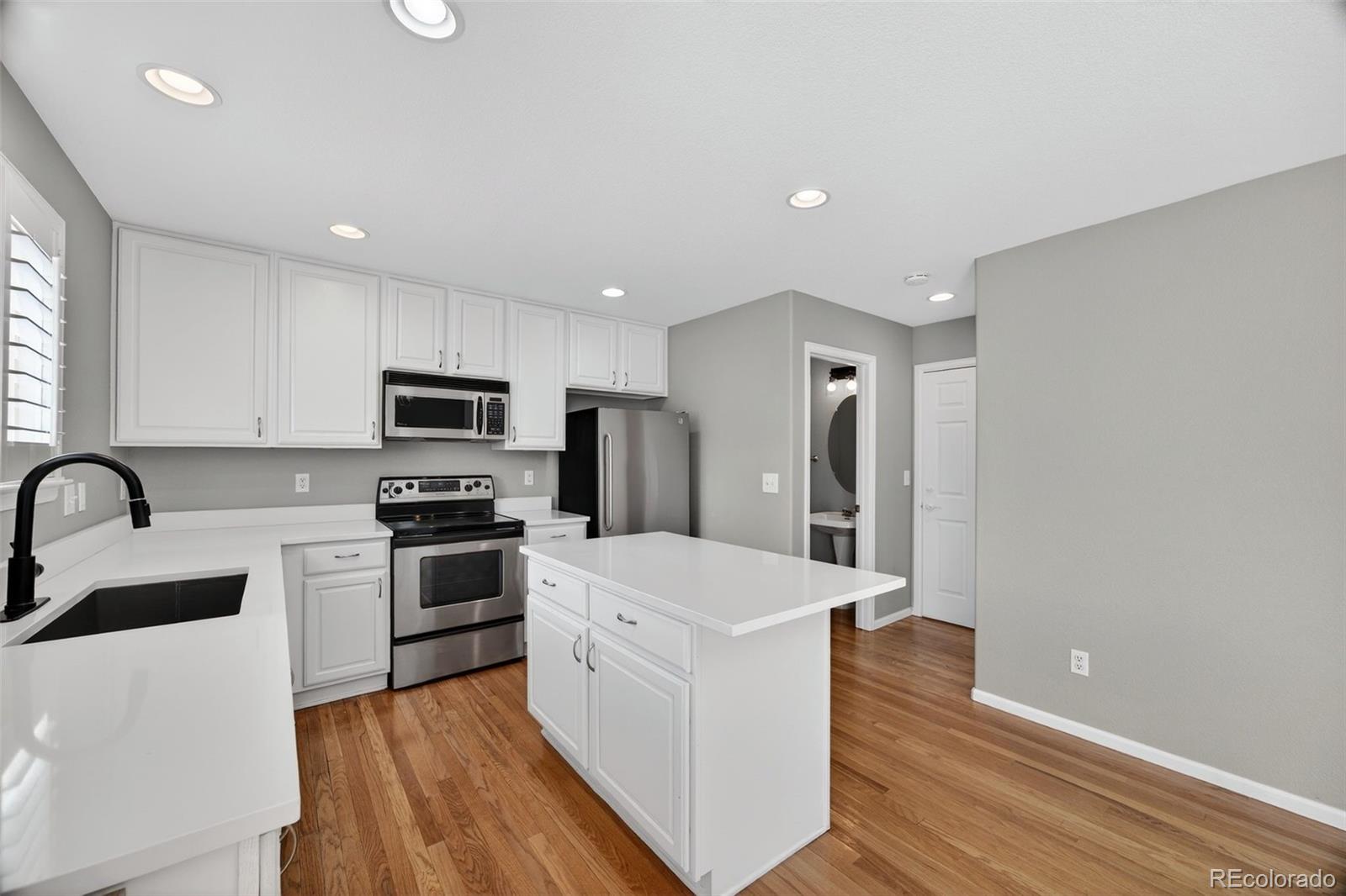 MLS Image #17 for 16486 e phillips place,englewood, Colorado