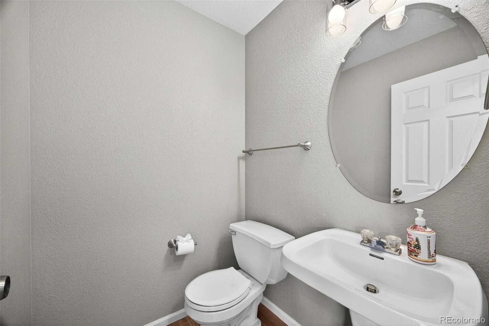 MLS Image #22 for 16486 e phillips place,englewood, Colorado