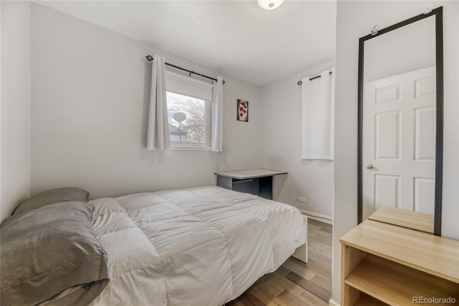 MLS Image #15 for 1315 s irving street,denver, Colorado