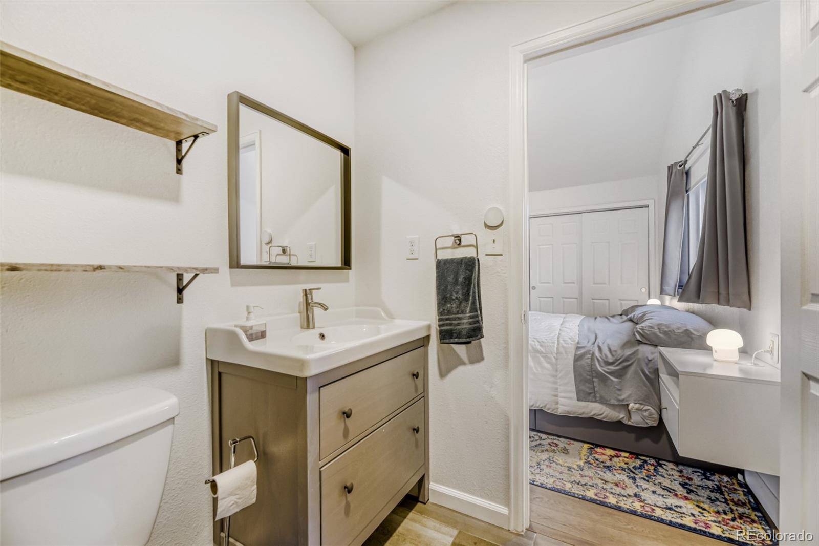 MLS Image #17 for 1315 s irving street,denver, Colorado