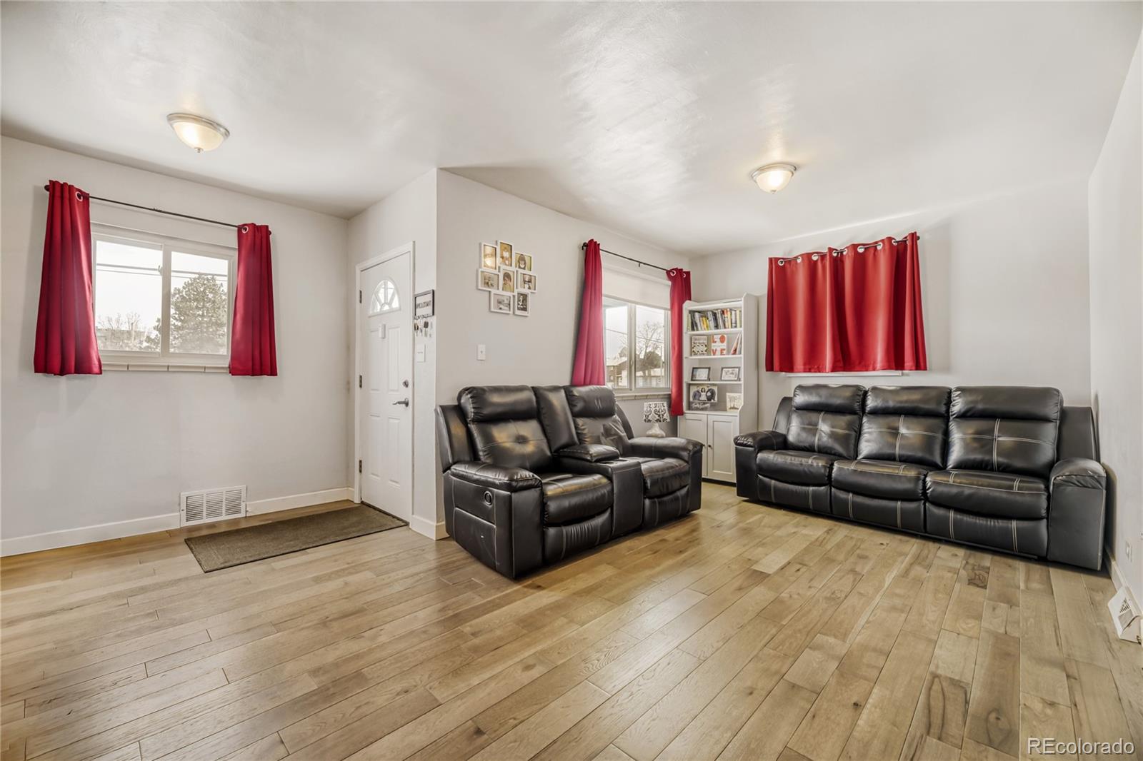 MLS Image #4 for 1315 s irving street,denver, Colorado