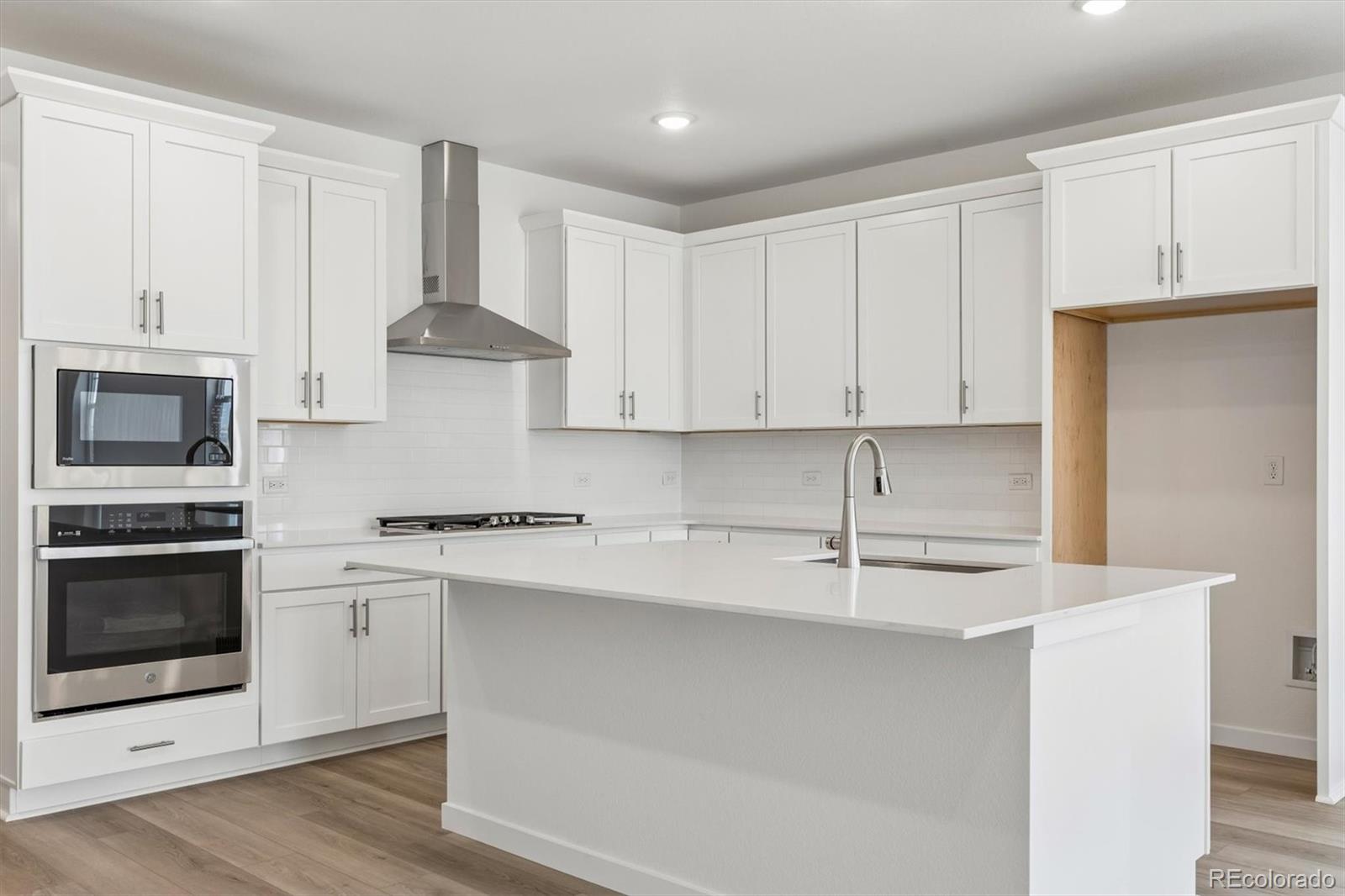 MLS Image #3 for 800  lawson drive,elizabeth, Colorado