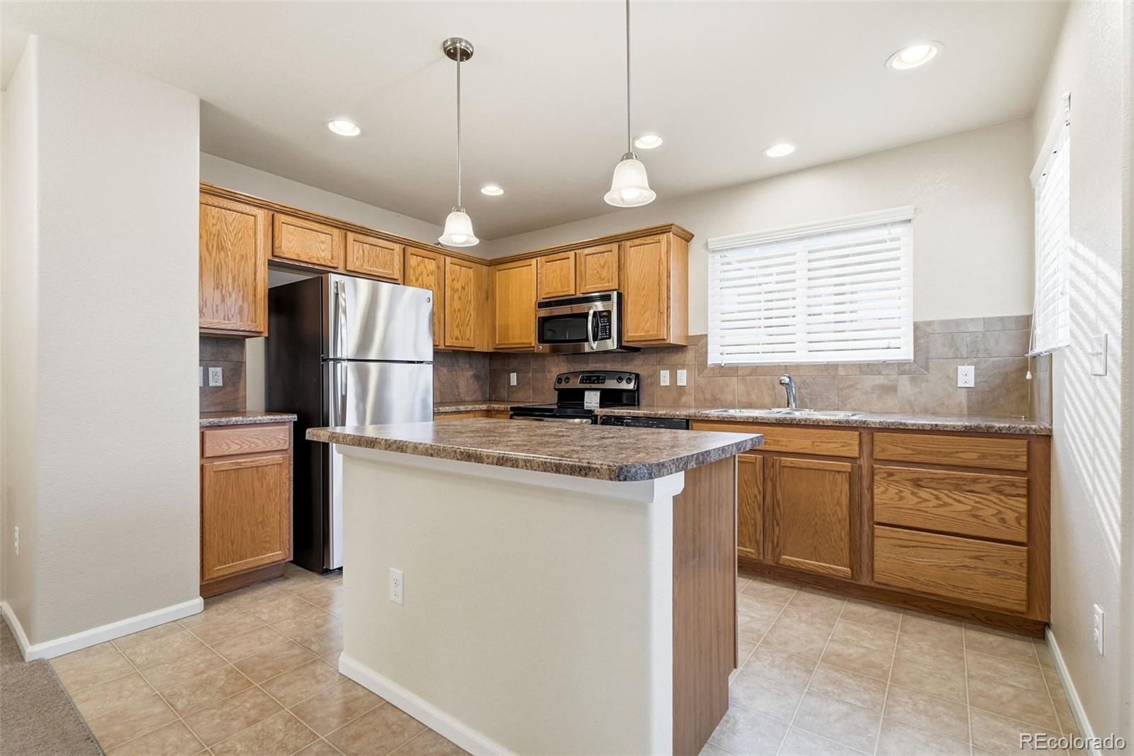 MLS Image #19 for 14300  waterside lane,broomfield, Colorado