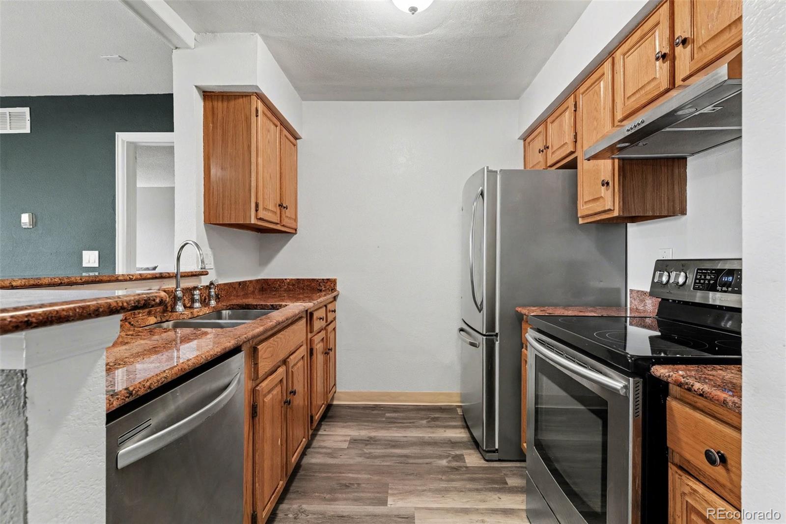 MLS Image #6 for 7468 s alkire street 104,littleton, Colorado