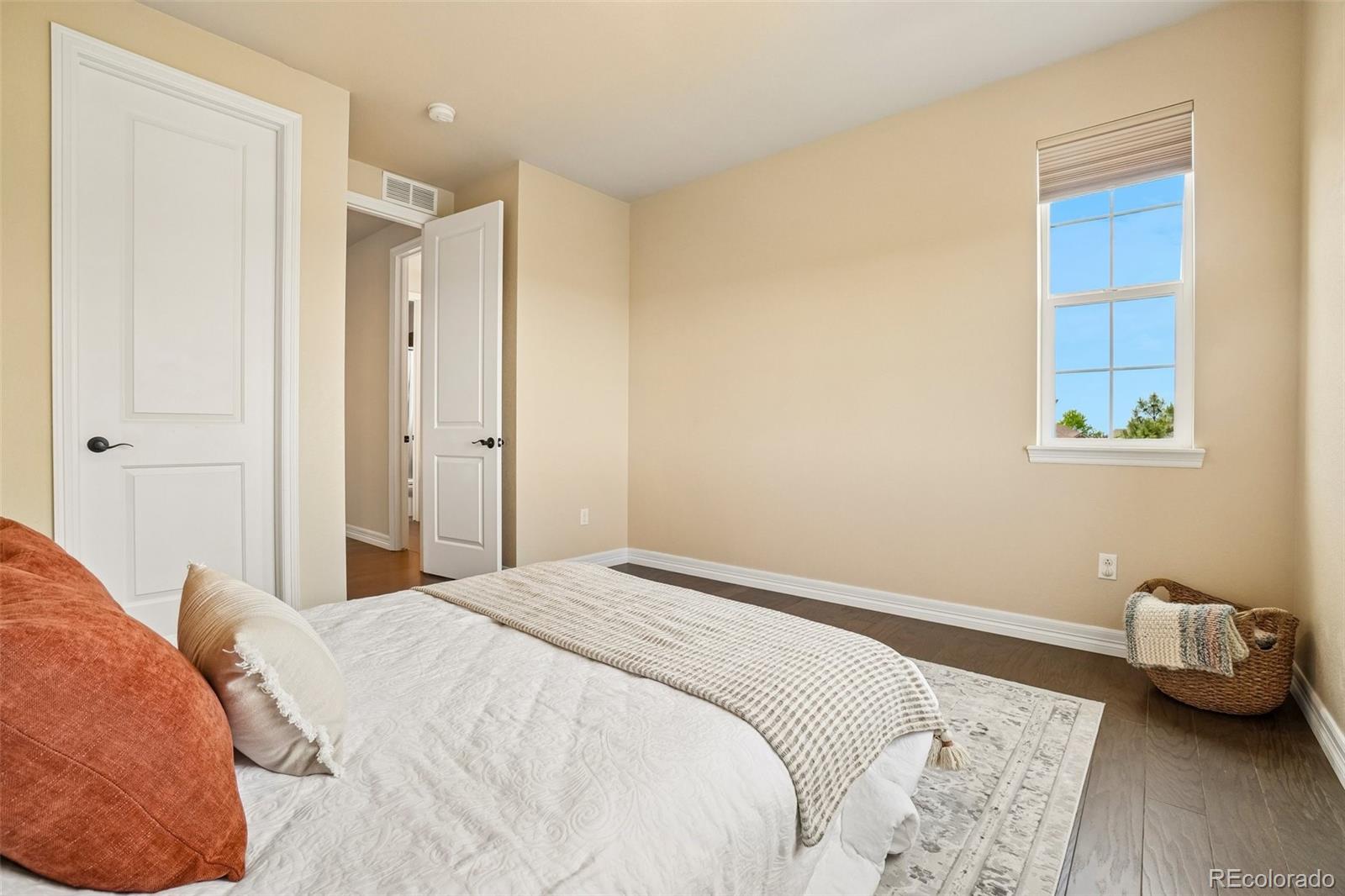 MLS Image #33 for 26726 e peakview drive,aurora, Colorado
