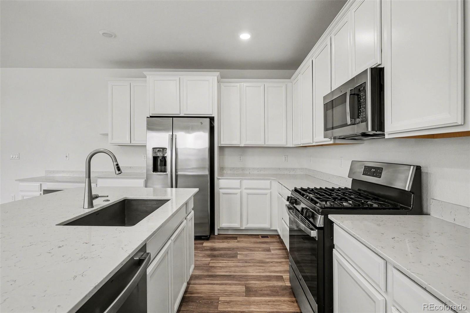 MLS Image #11 for 5258  inland avenue,firestone, Colorado