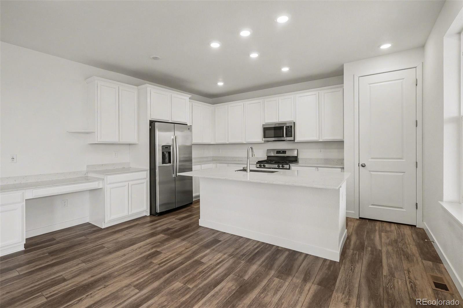 MLS Image #12 for 5258  inland avenue,firestone, Colorado
