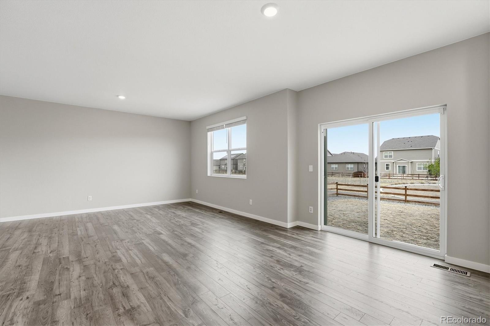 MLS Image #12 for 2303  monte vista street,fort lupton, Colorado