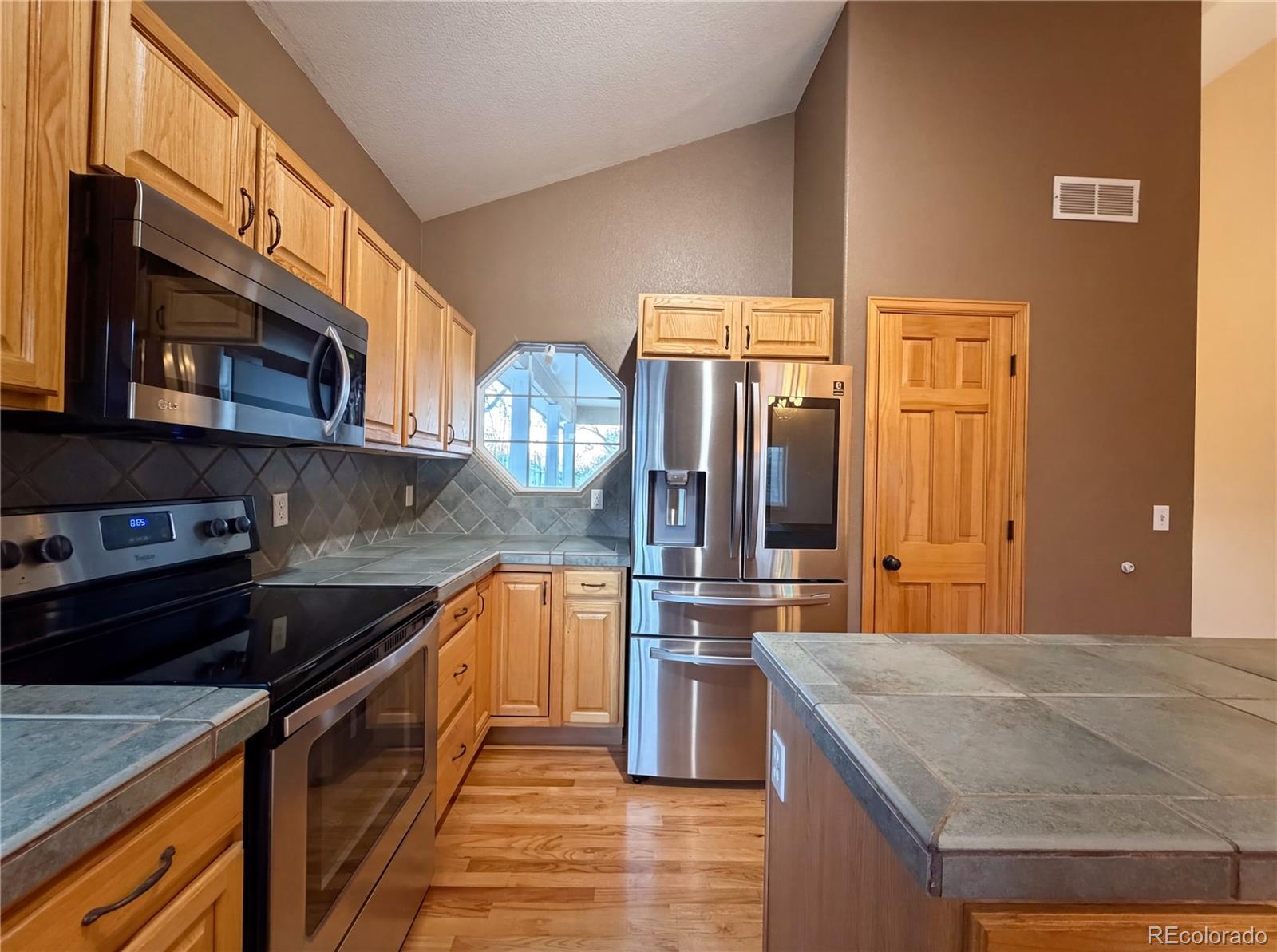 MLS Image #13 for 231  maggie street,longmont, Colorado