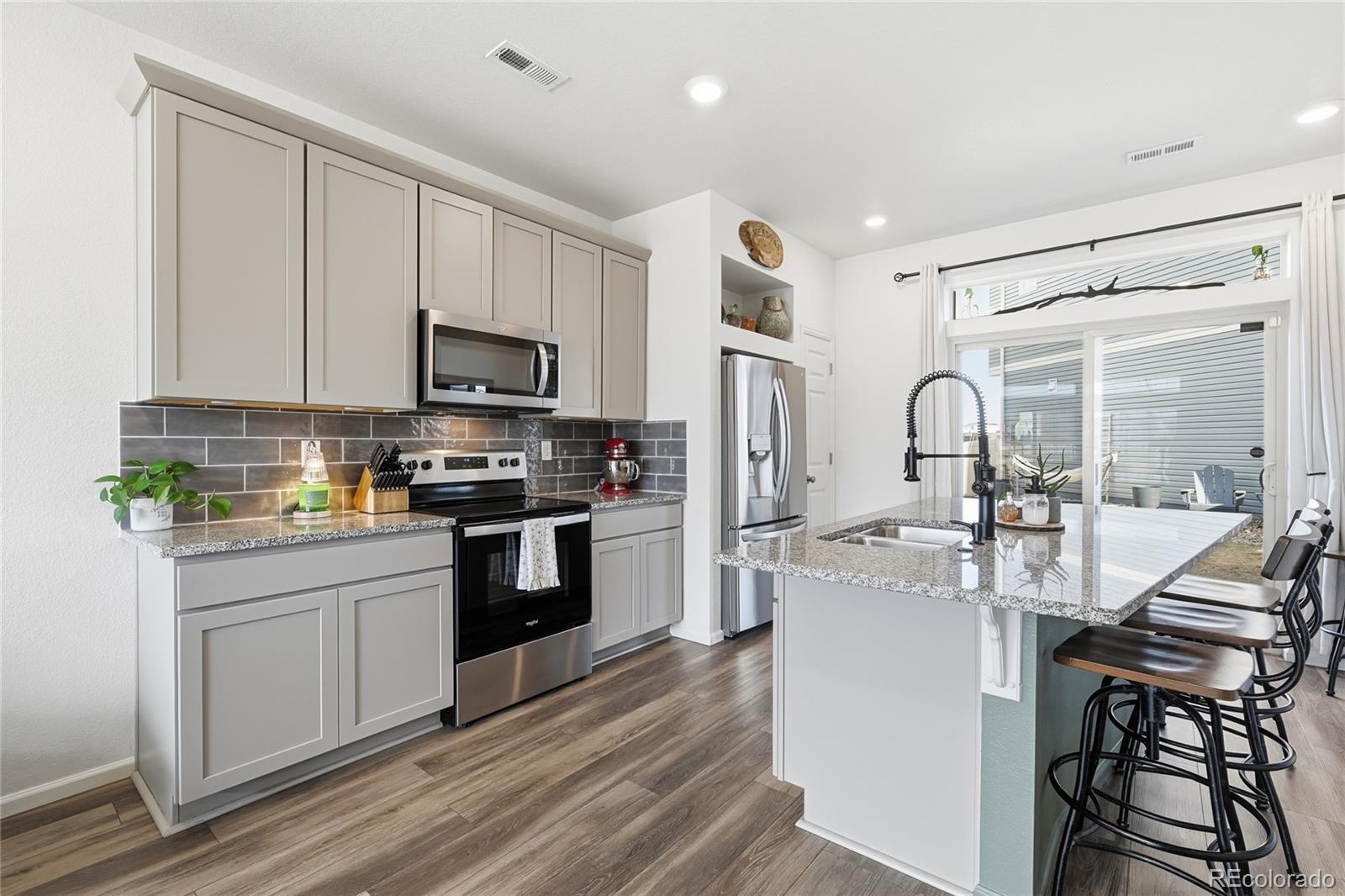 MLS Image #13 for 3599  barkwood drive,johnstown, Colorado