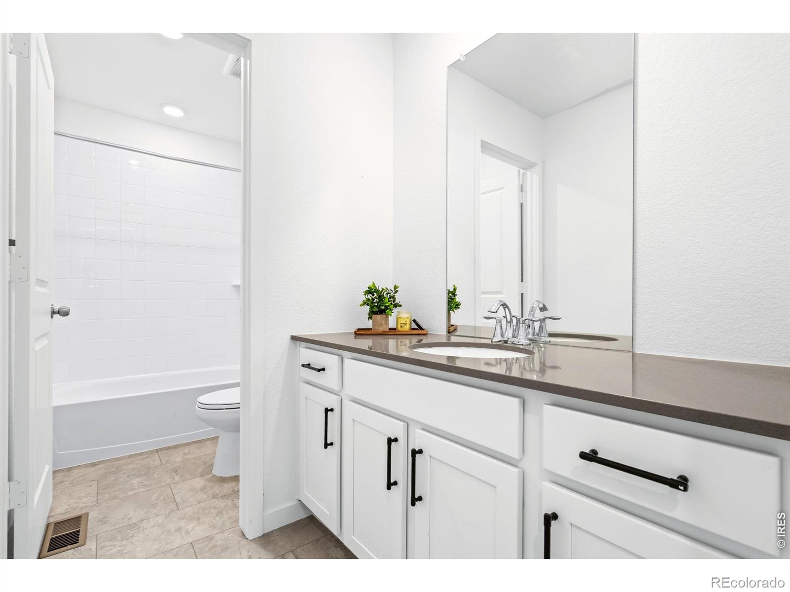 MLS Image #23 for 4280  apple cider street,timnath, Colorado