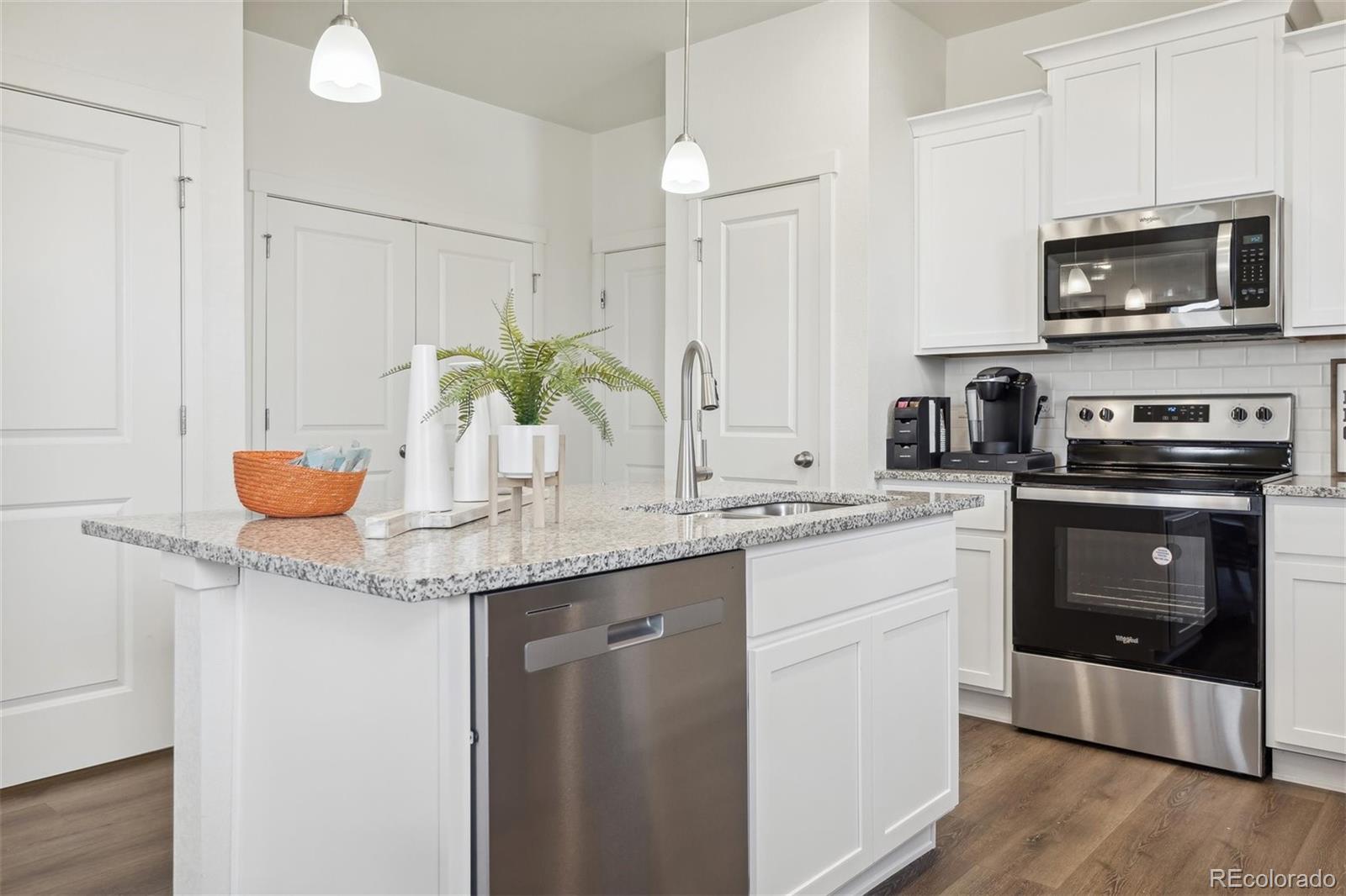 MLS Image #10 for 9807  bahama street,commerce city, Colorado