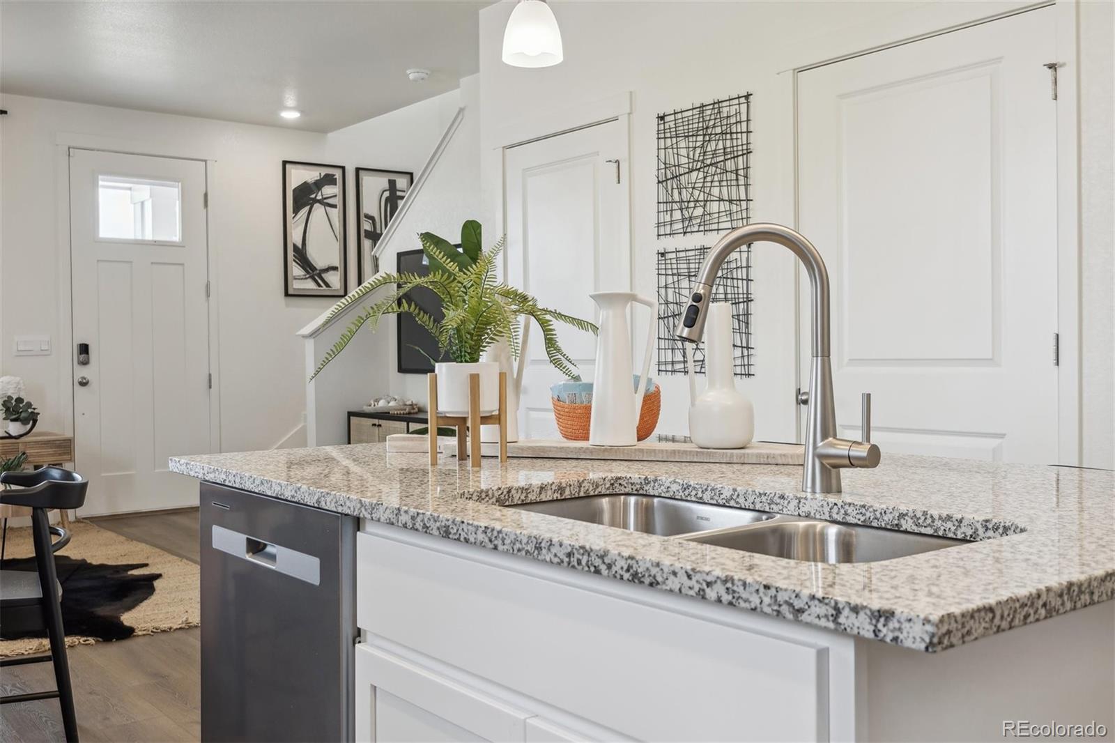 MLS Image #11 for 9807  bahama street,commerce city, Colorado