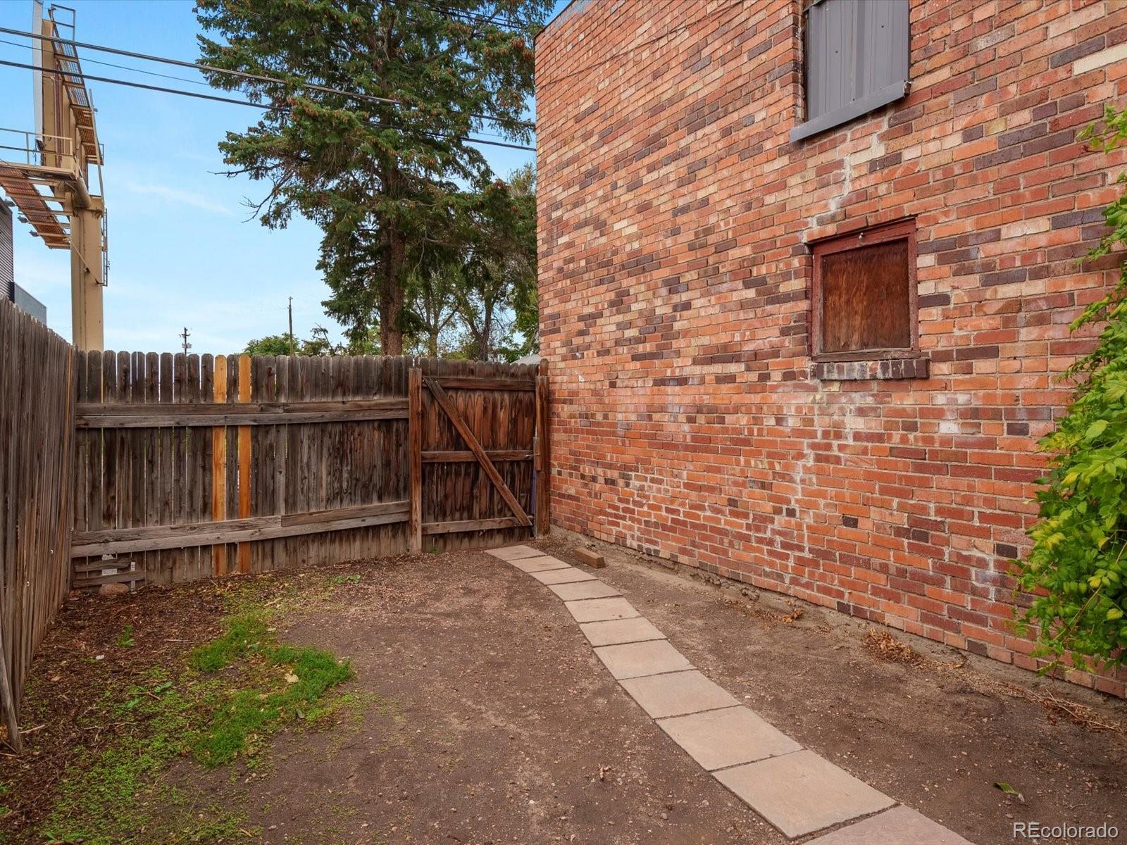 MLS Image #17 for 321-323  inca street,denver, Colorado