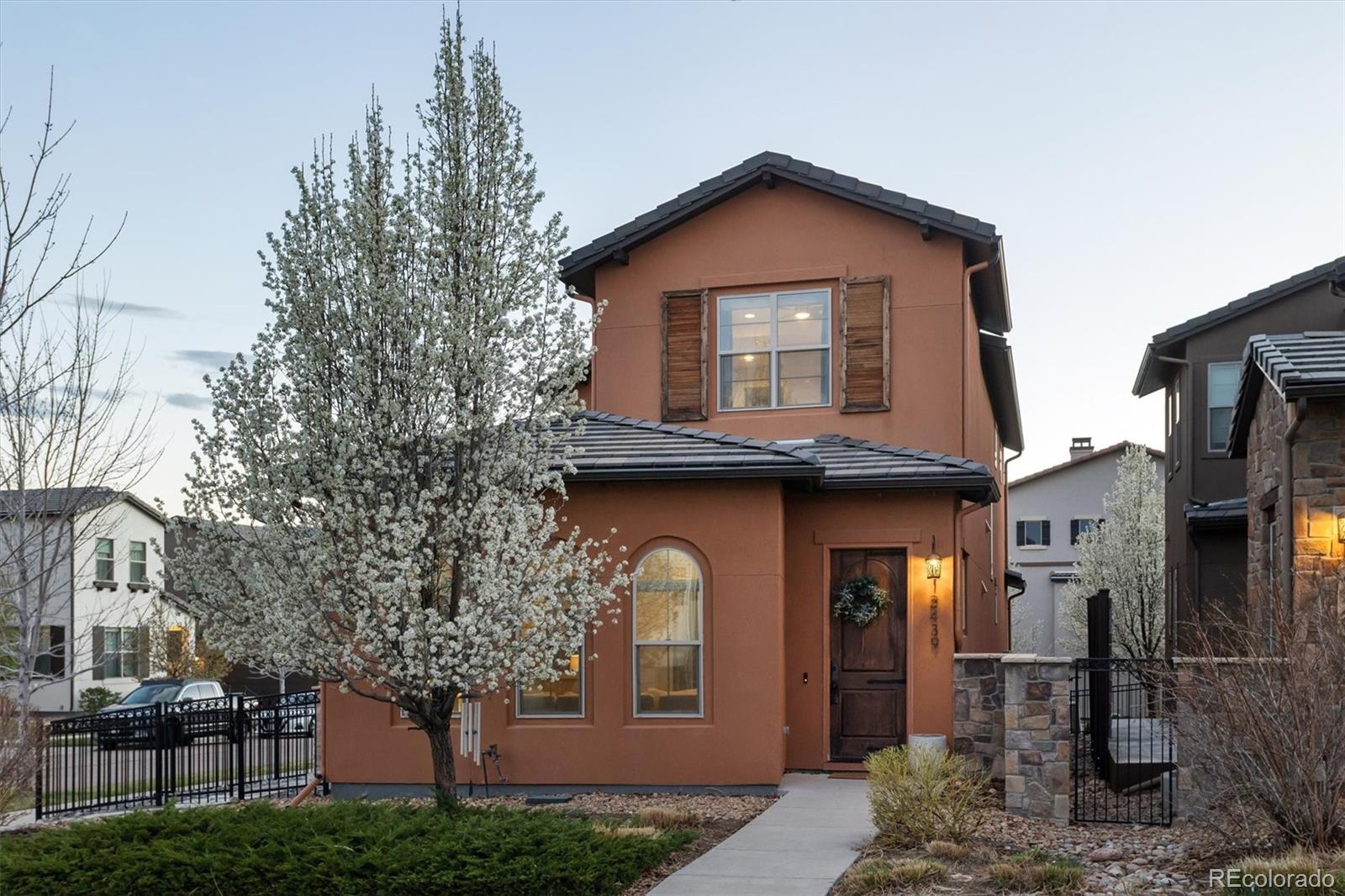 MLS Image #5 for 2439 s orchard street,lakewood, Colorado