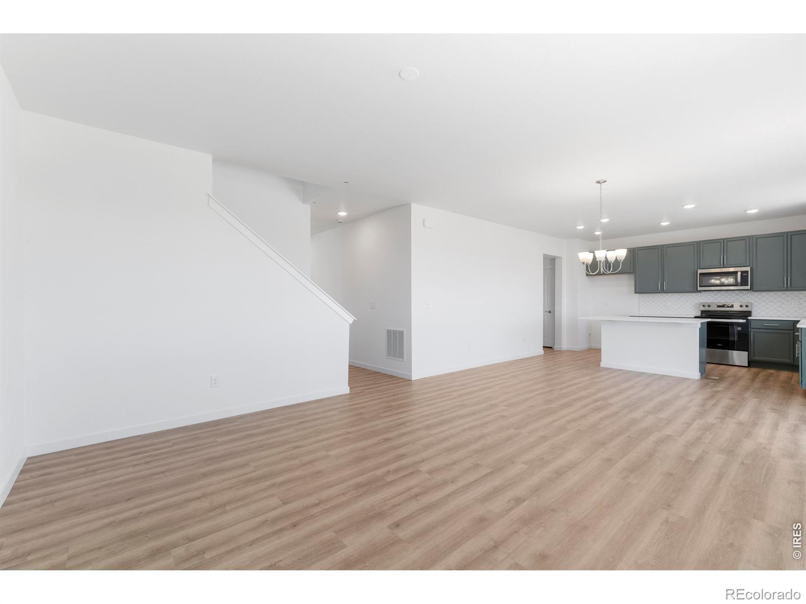 MLS Image #9 for 701  muturu road,johnstown, Colorado