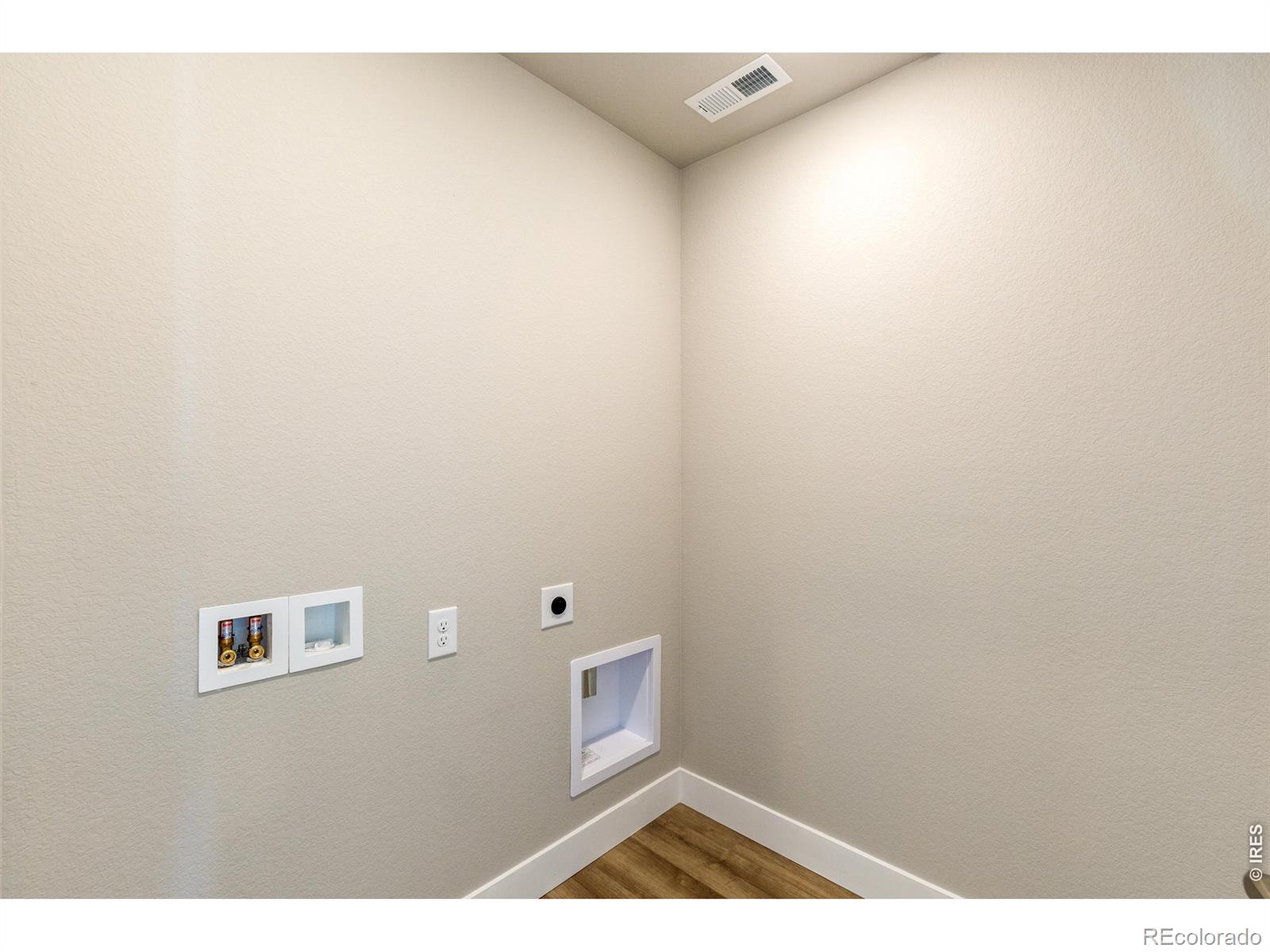 MLS Image #22 for 713  muturu road,johnstown, Colorado