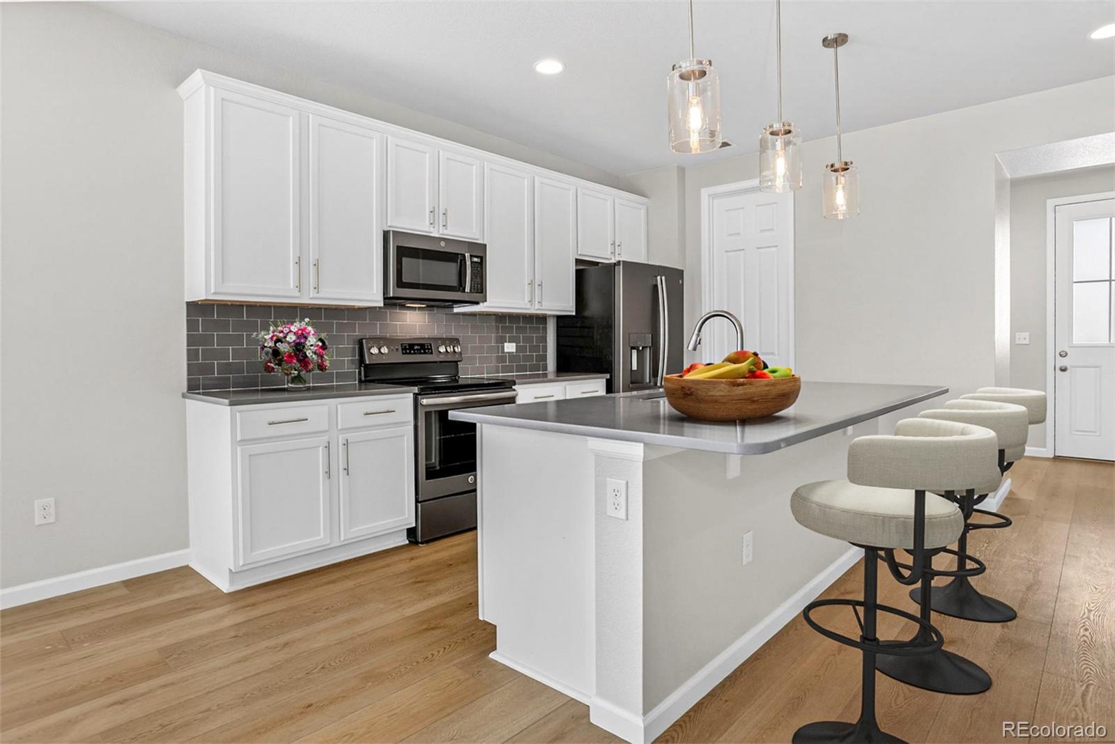 MLS Image #11 for 26984 e archer avenue,aurora, Colorado