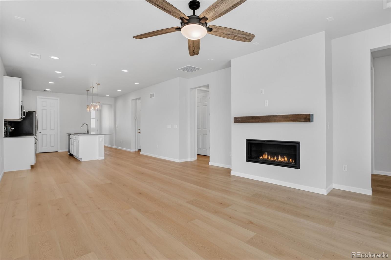 MLS Image #13 for 26984 e archer avenue,aurora, Colorado