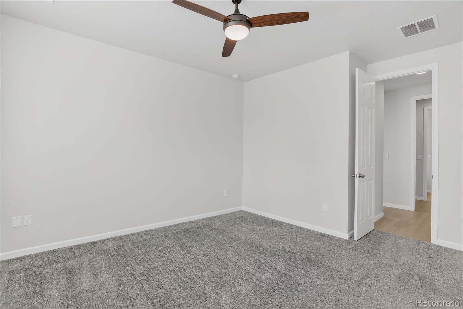 MLS Image #15 for 26984 e archer avenue,aurora, Colorado