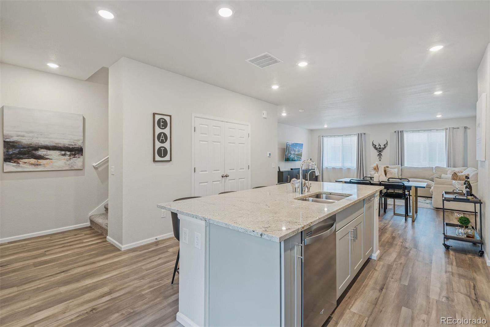 MLS Image #11 for 12213 w 57th lane,arvada, Colorado