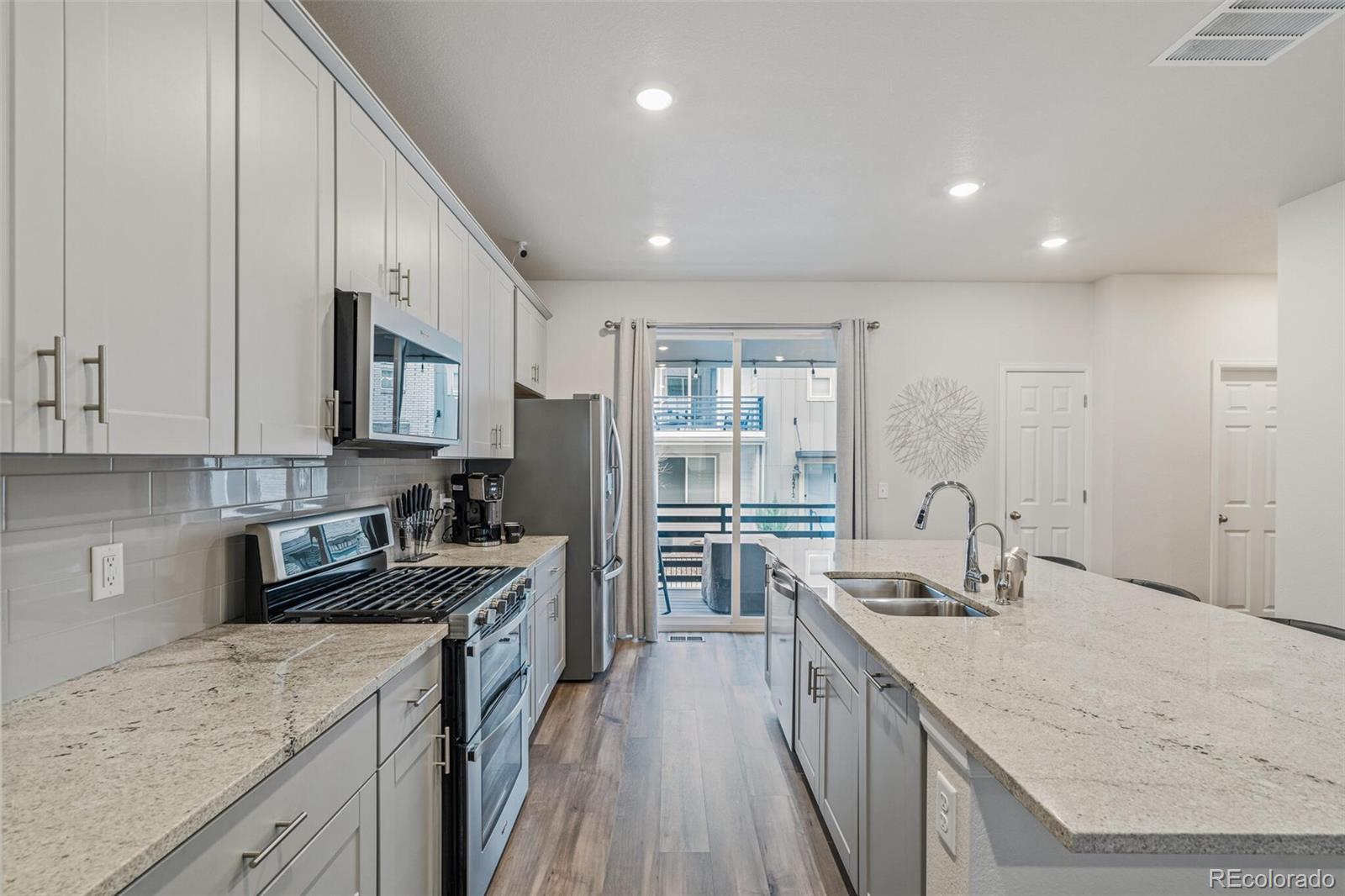 MLS Image #7 for 12213 w 57th lane,arvada, Colorado