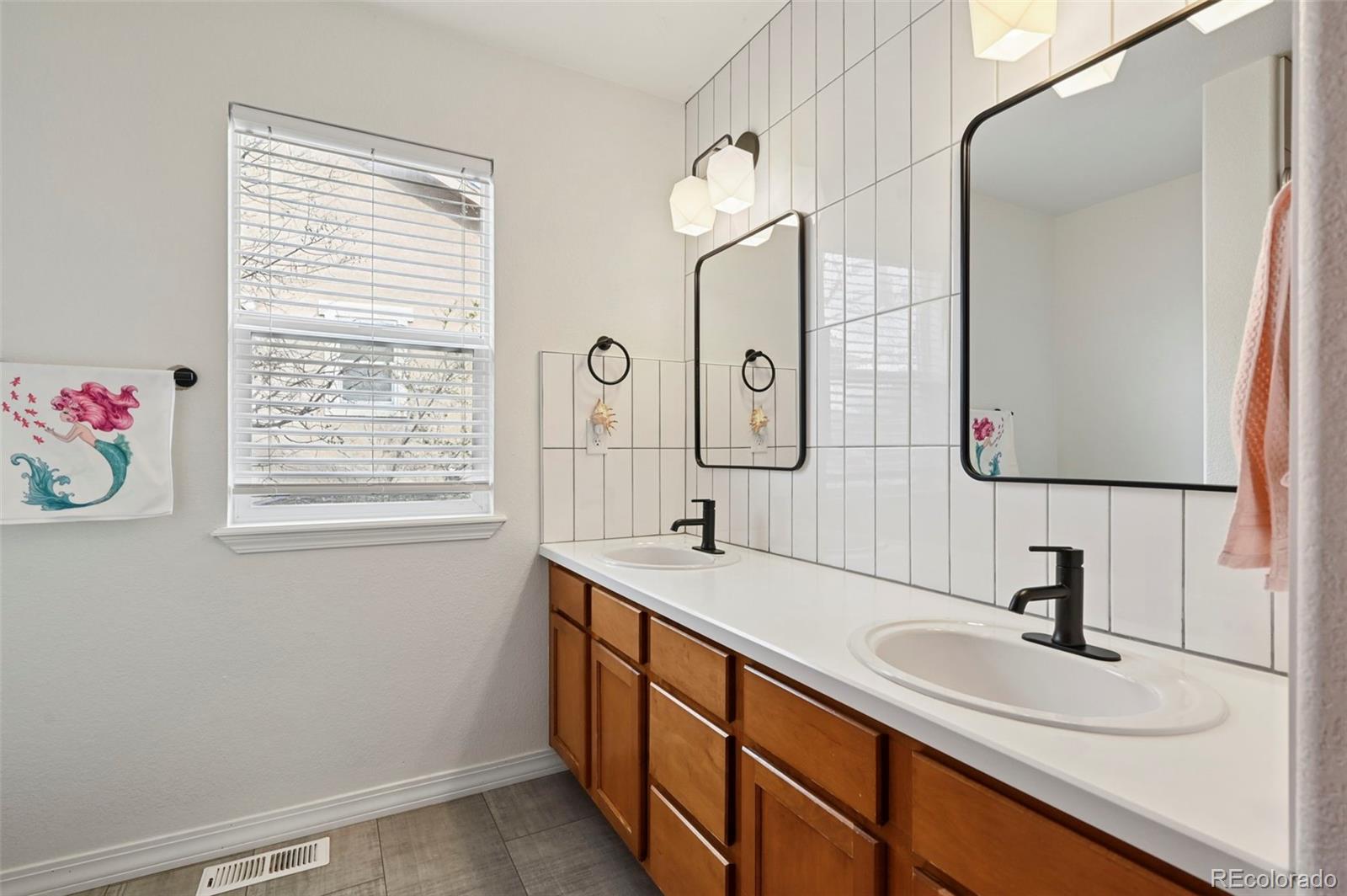 MLS Image #27 for 3360  sugar pine way,colorado springs, Colorado