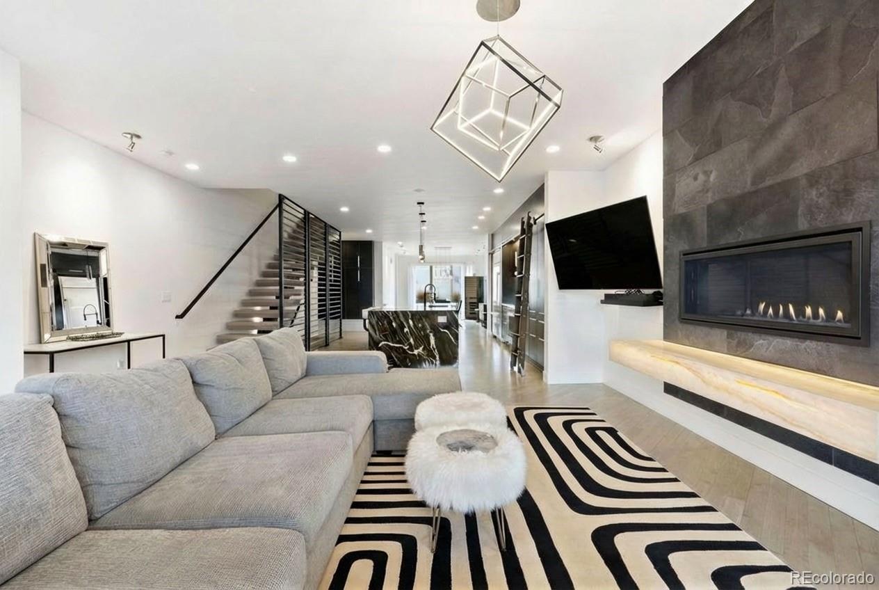 MLS Image #2 for 2037  hooker street,denver, Colorado