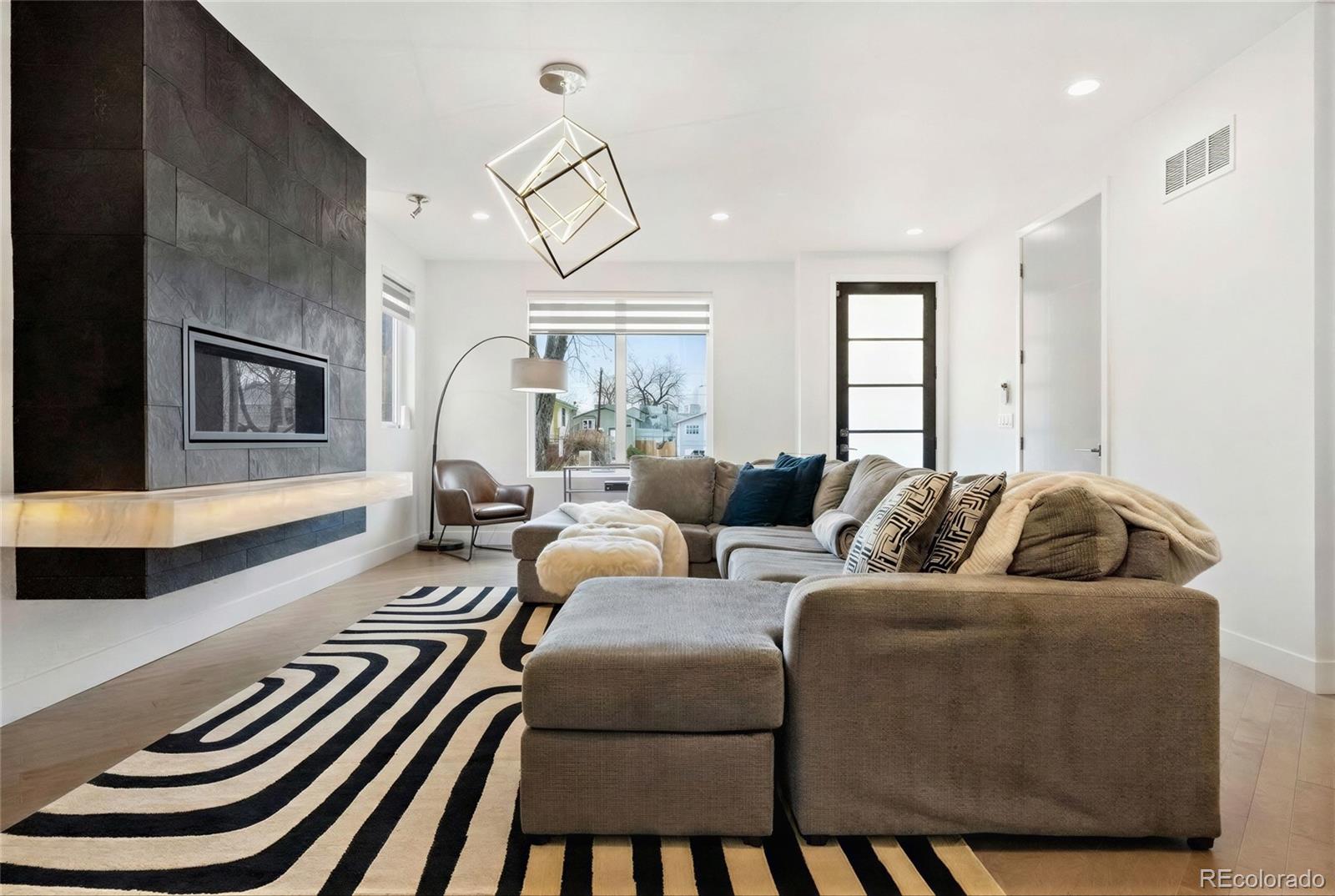 MLS Image #3 for 2037  hooker street,denver, Colorado