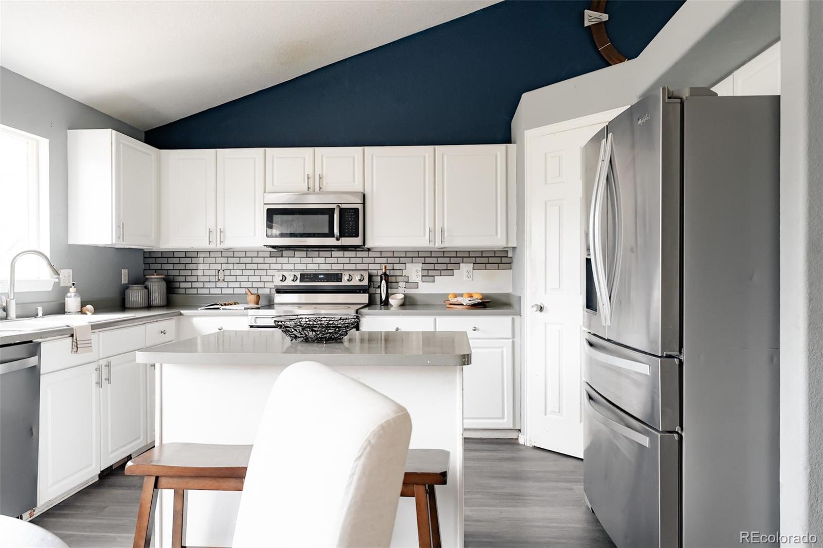 MLS Image #3 for 14824 e 52nd avenue,denver, Colorado