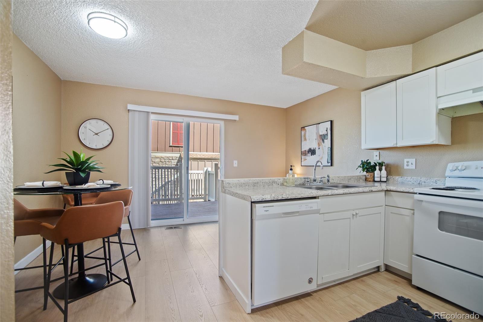 MLS Image #6 for 12051 e tennessee avenue ,aurora, Colorado
