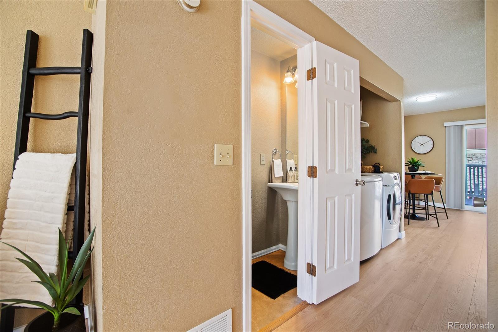 MLS Image #8 for 12051 e tennessee avenue ,aurora, Colorado
