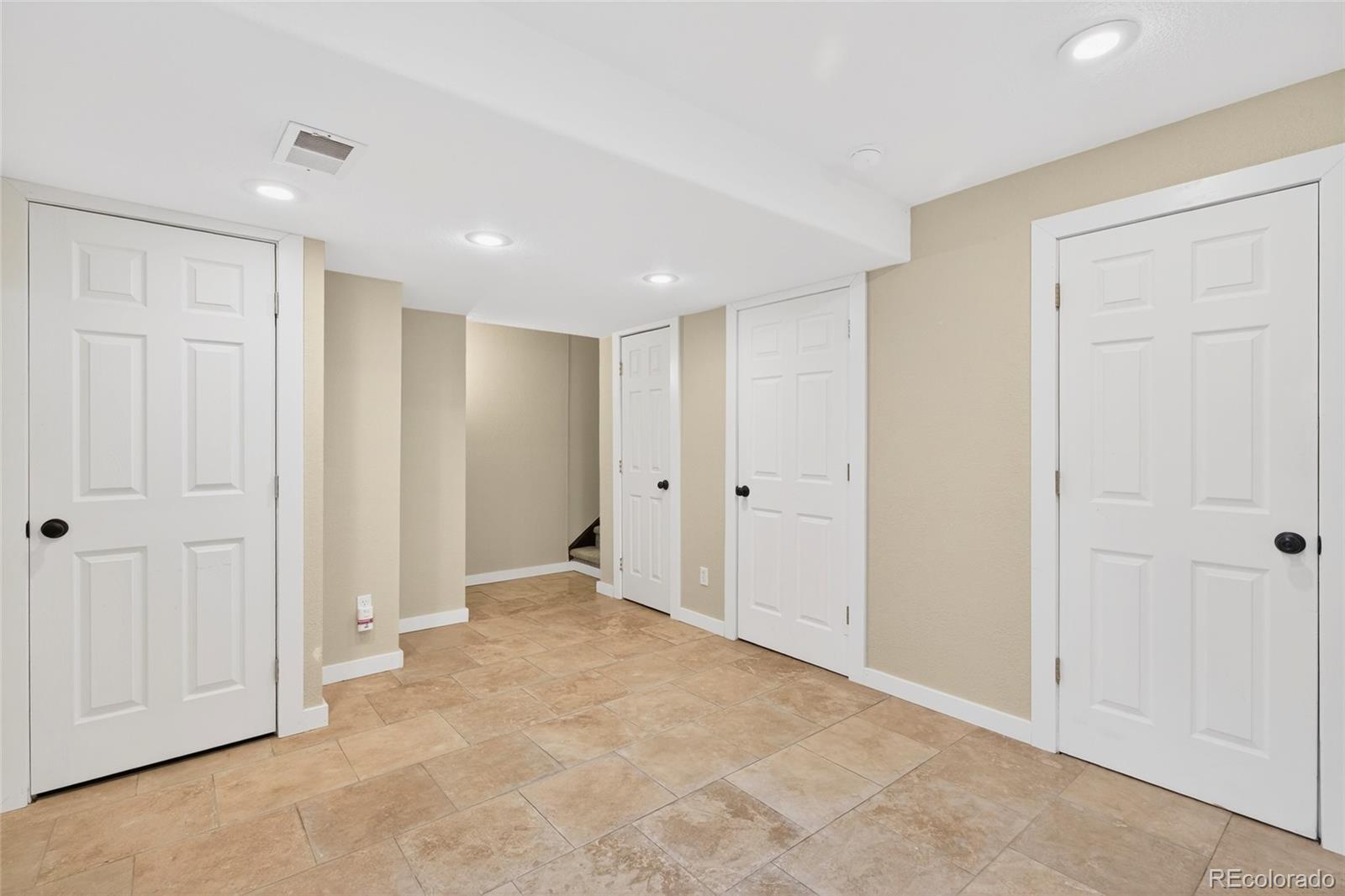 MLS Image #29 for 2599 s jebel way,aurora, Colorado