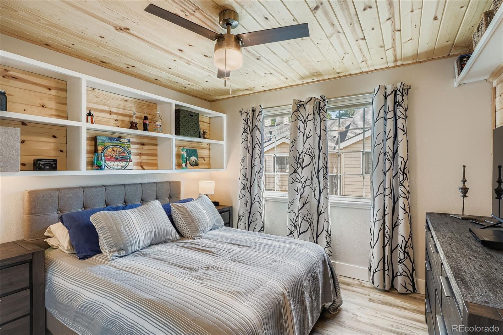 MLS Image #14 for 950 s dahlia street c,denver, Colorado