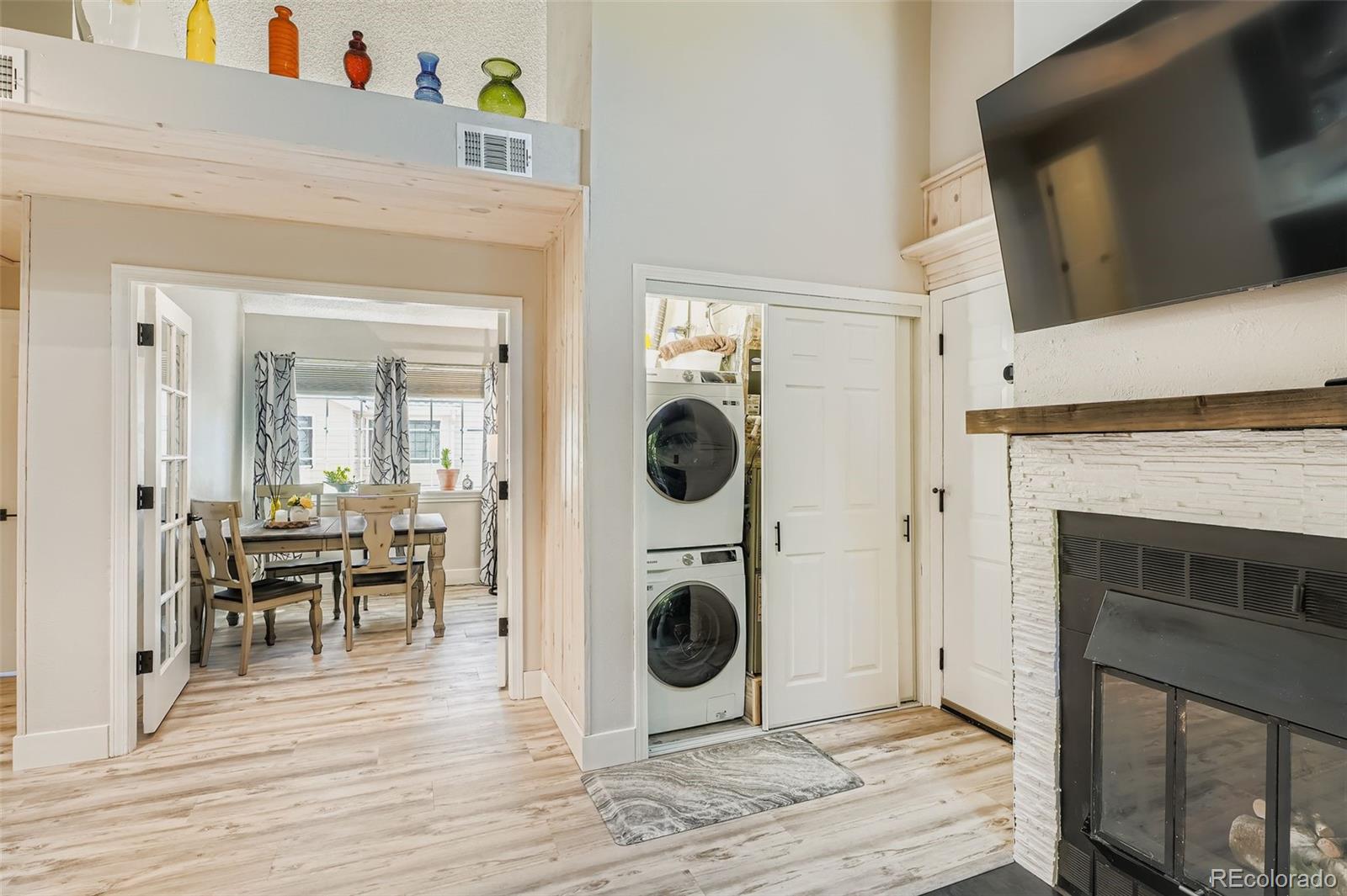MLS Image #19 for 950 s dahlia street c,denver, Colorado
