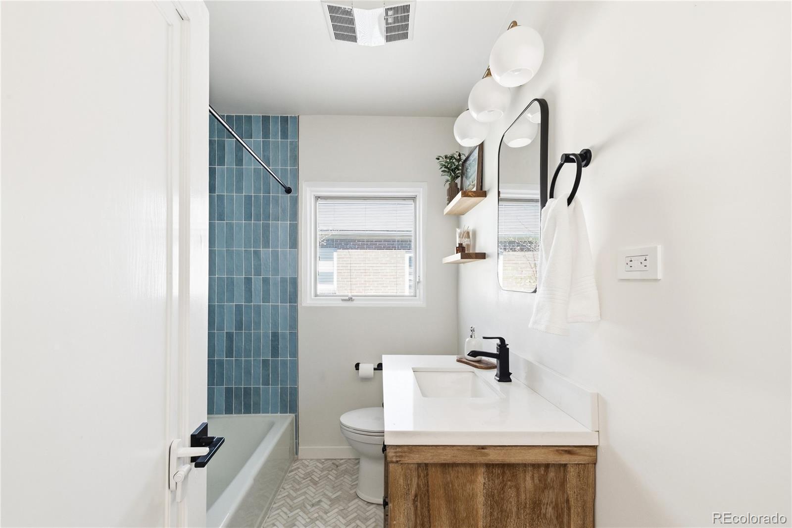 MLS Image #18 for 1265 s elizabeth street,denver, Colorado