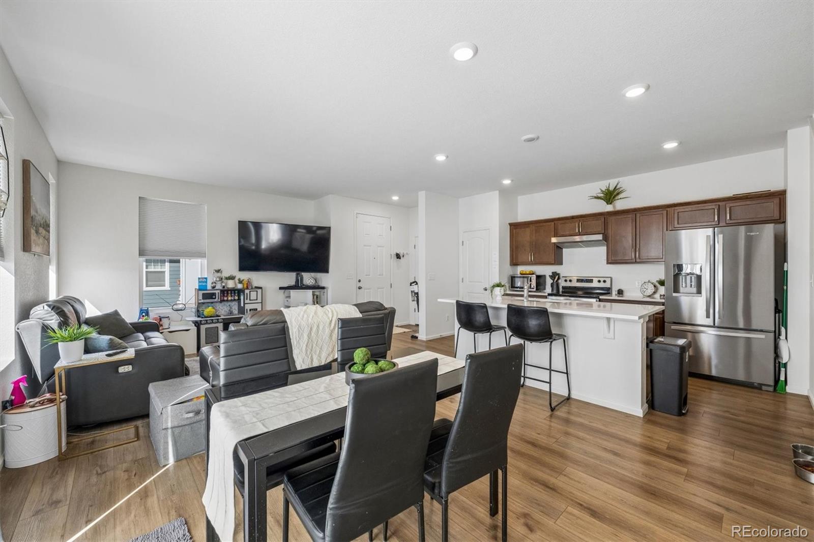 MLS Image #14 for 608 n bersshine court,aurora, Colorado