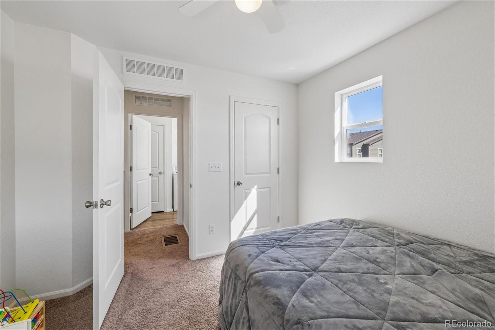 MLS Image #17 for 608 n bersshine court,aurora, Colorado