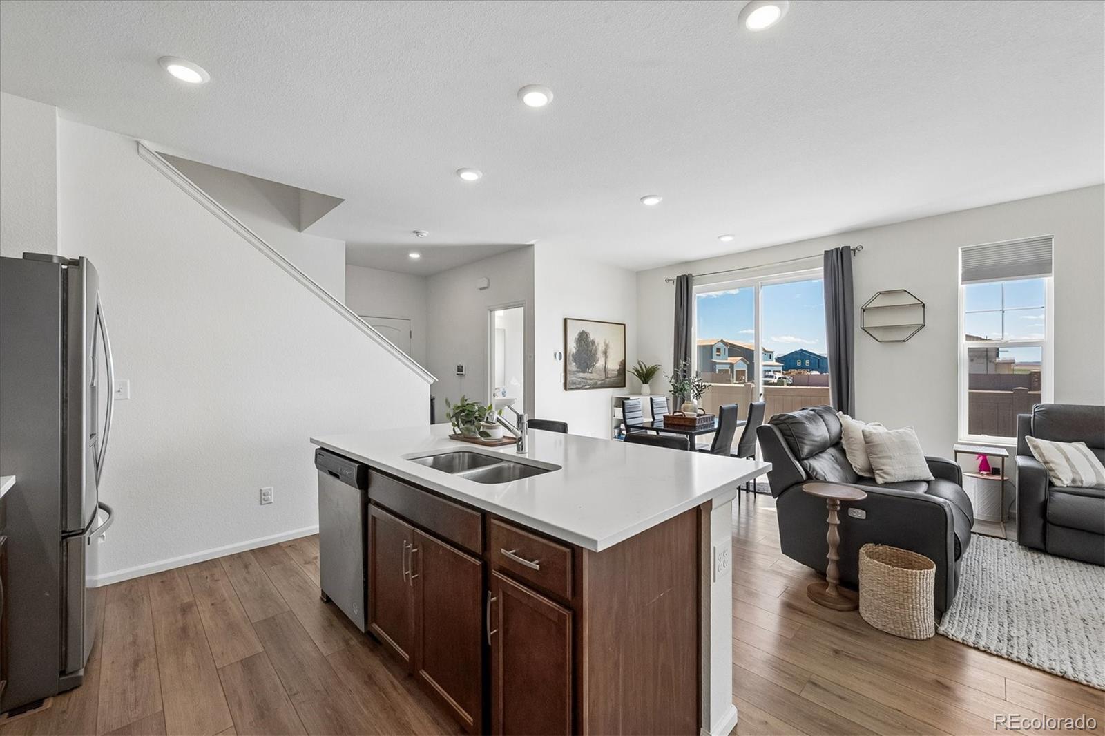 MLS Image #7 for 608 n bersshine court,aurora, Colorado