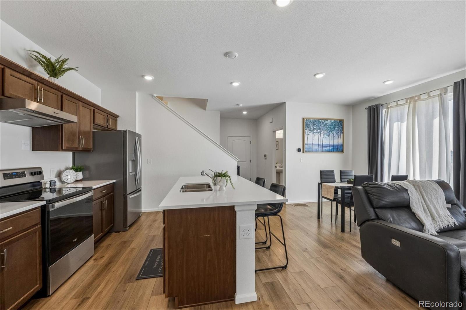 MLS Image #9 for 608 n bersshine court,aurora, Colorado