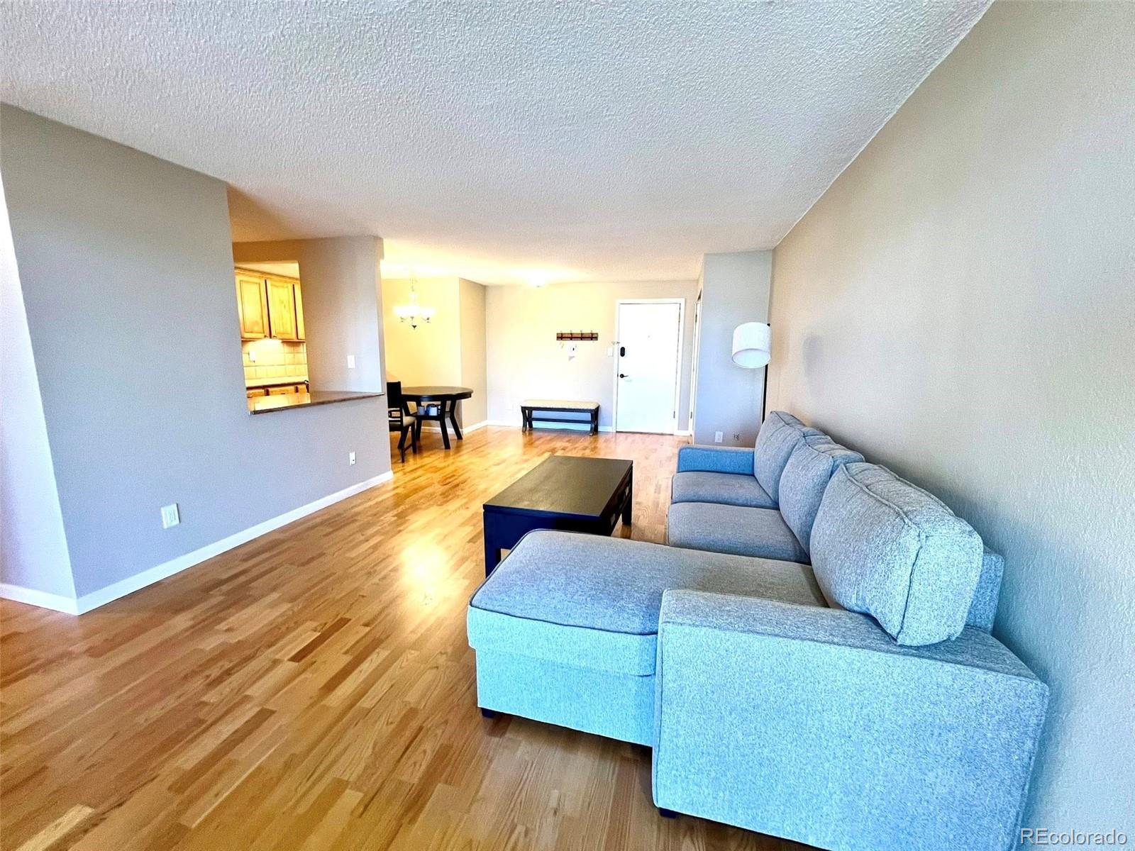 MLS Image #15 for 2  adams street,denver, Colorado