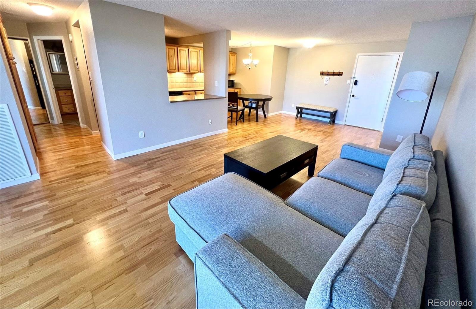 MLS Image #38 for 2  adams street,denver, Colorado
