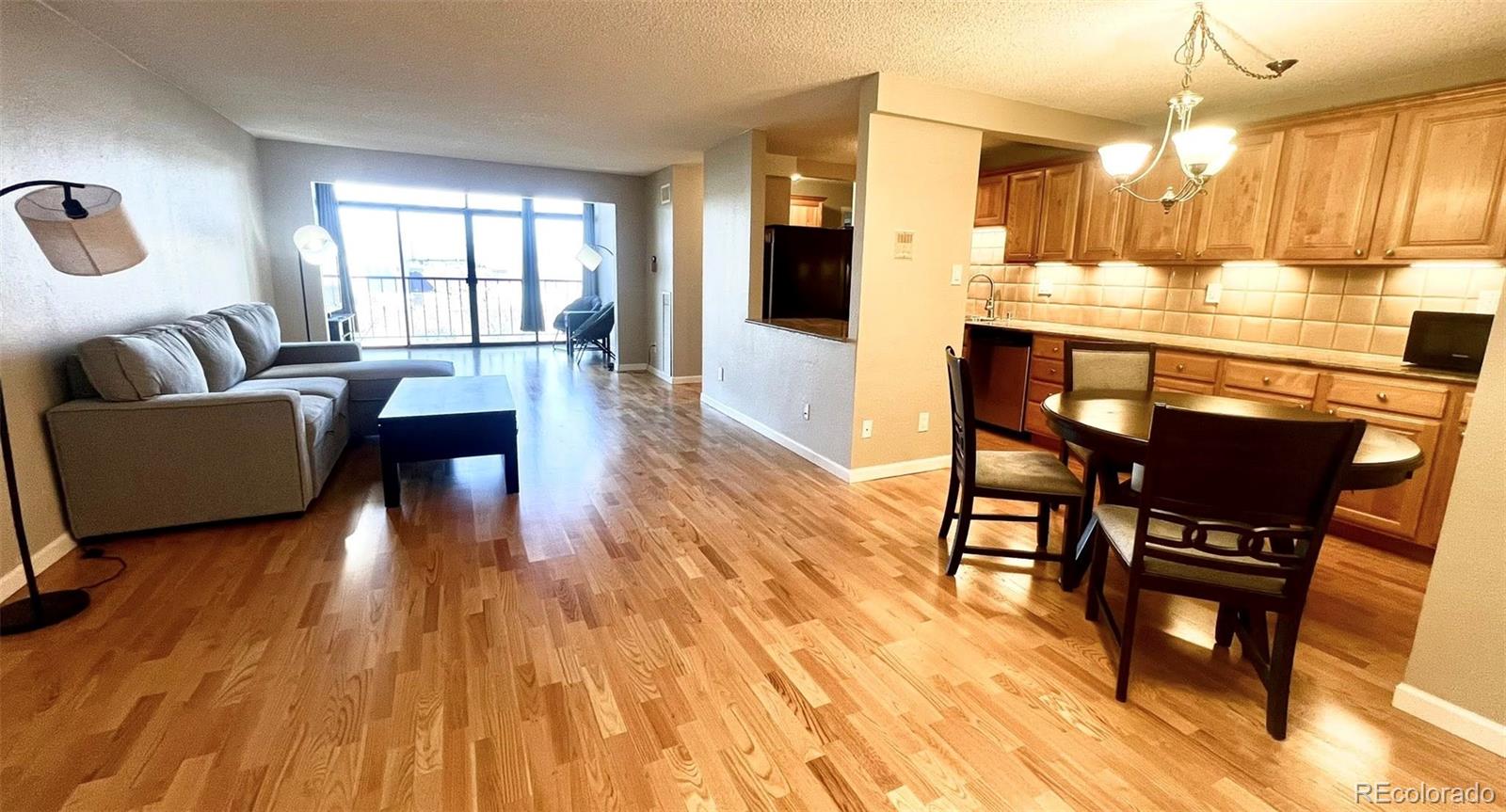 MLS Image #5 for 2  adams street,denver, Colorado