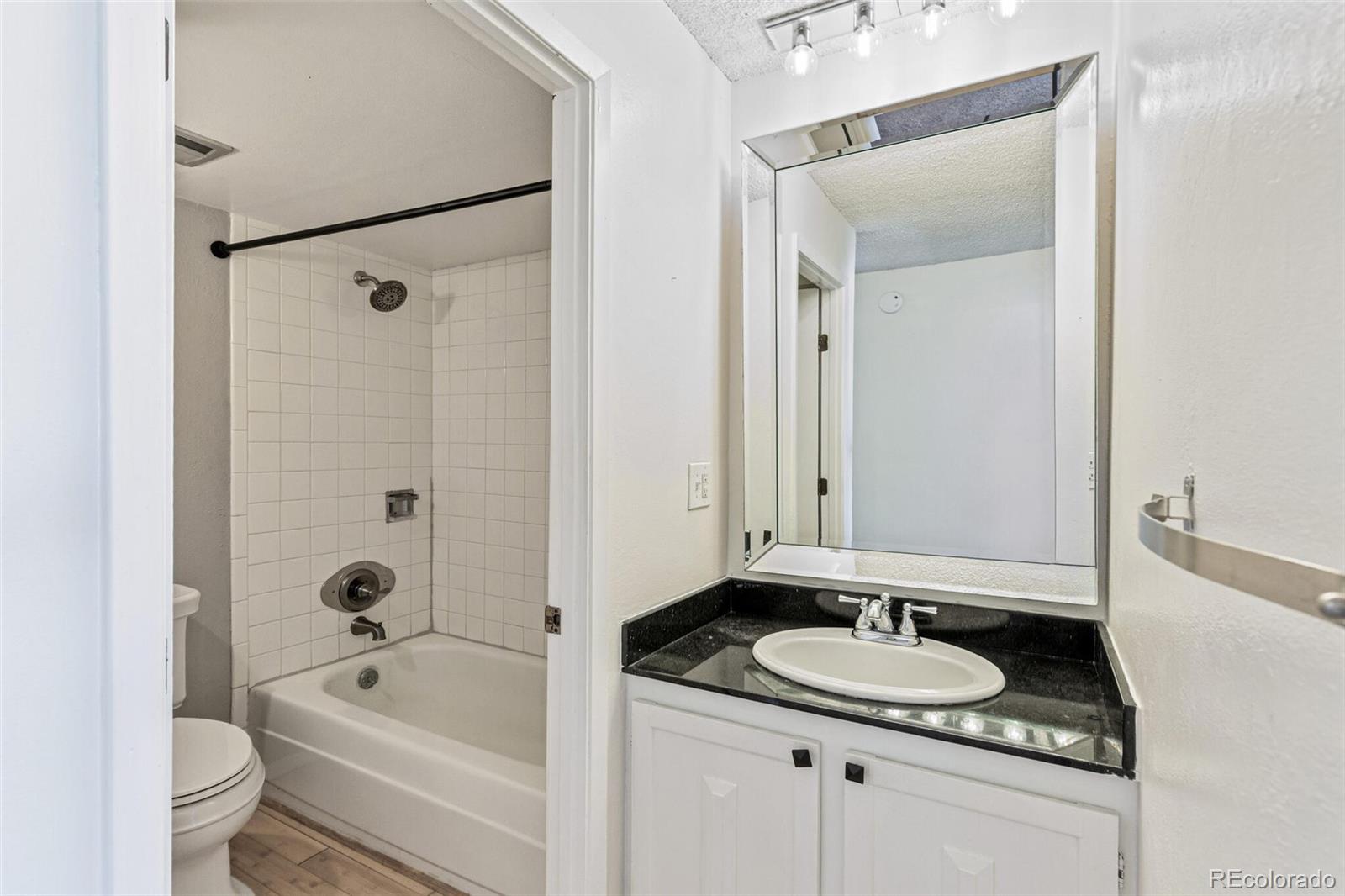 MLS Image #13 for 2  adams street 910,denver, Colorado