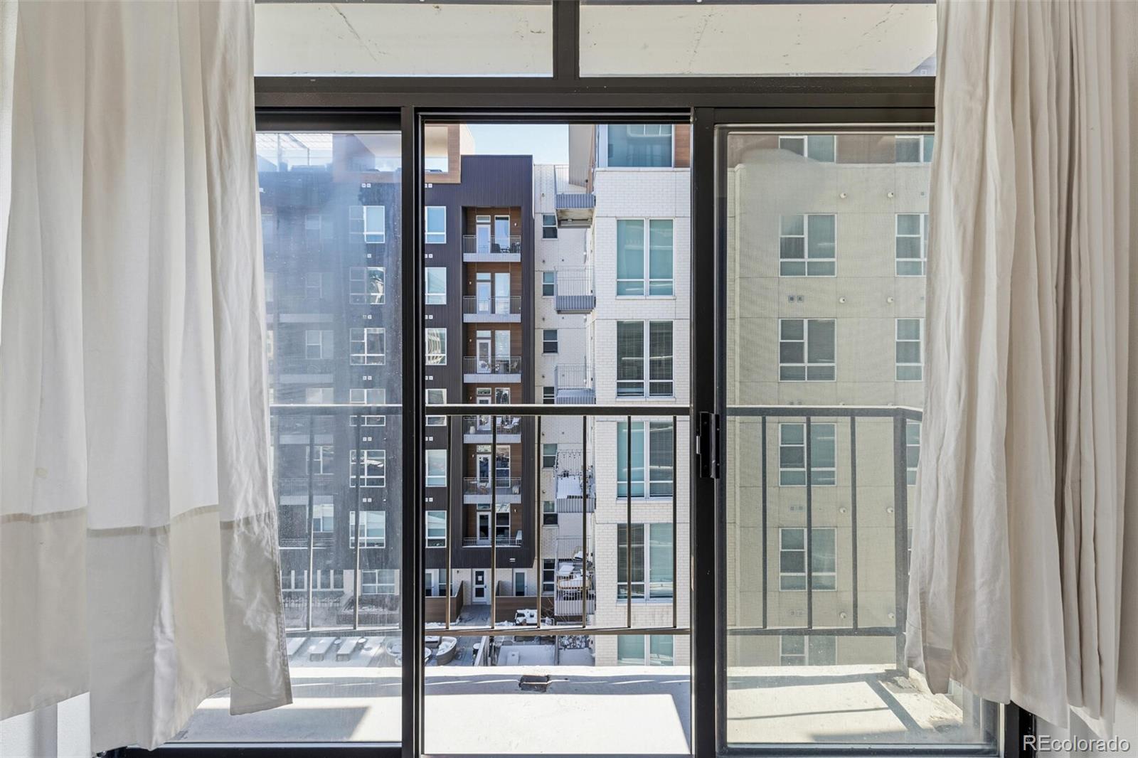 MLS Image #7 for 2  adams street 910,denver, Colorado