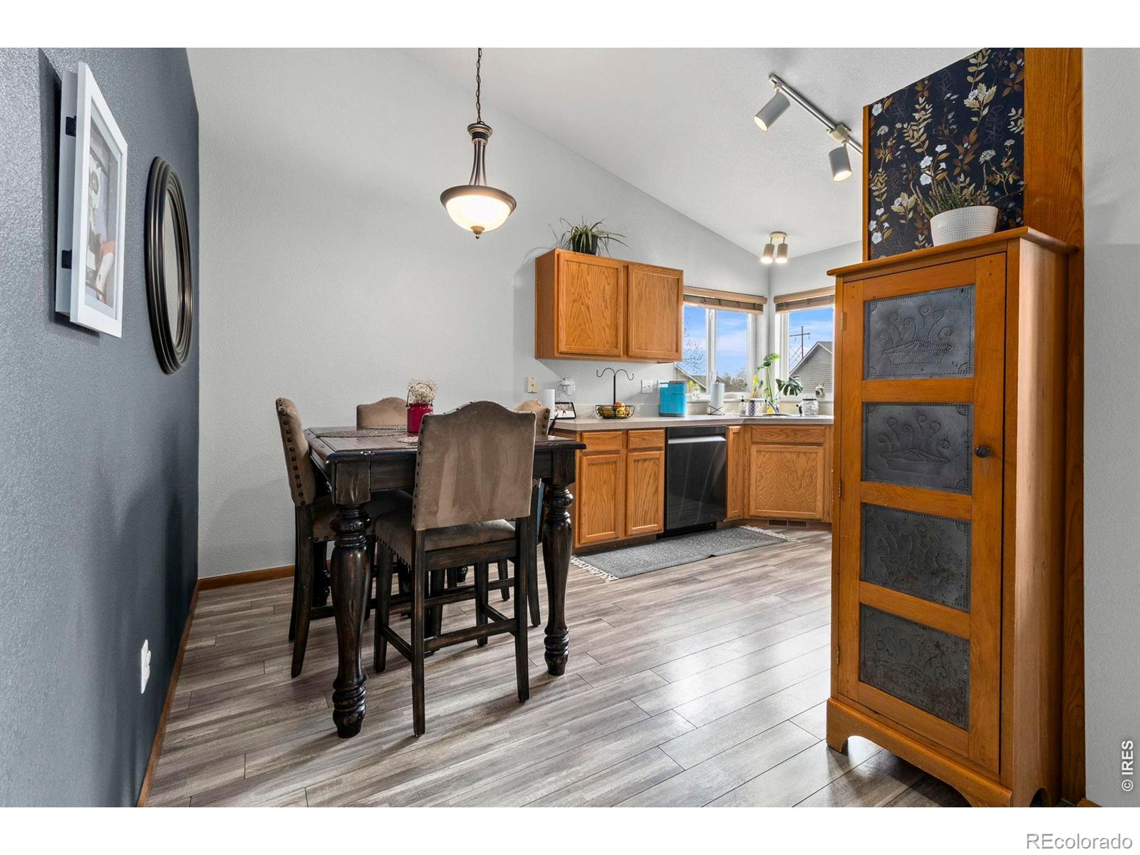 MLS Image #3 for 1098  lavender avenue,loveland, Colorado